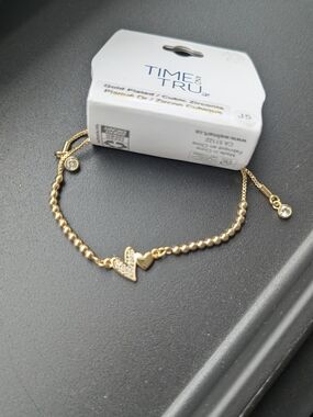 Time and Tru Gold Heart Charm Beaded Bracelet